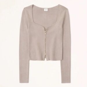 Abercrombie & Fitch Zip-Up Notch Neck Slim Top